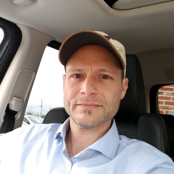 Meet your Posher, Shannon - Picture 1 of 1